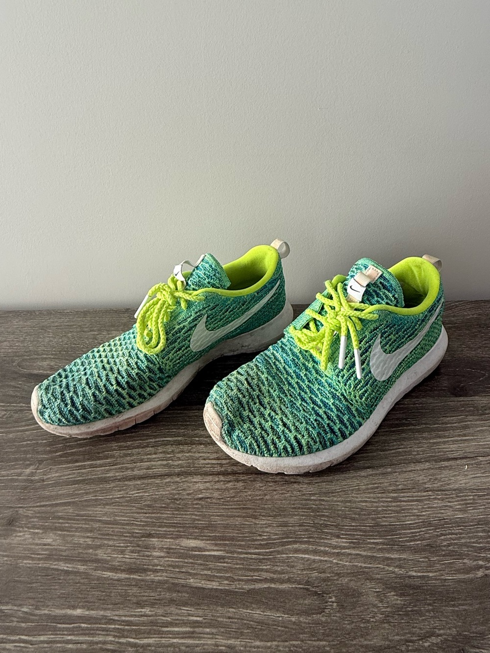 Nike Kids Teal Knit Sneakers with Neon Yellow Accents